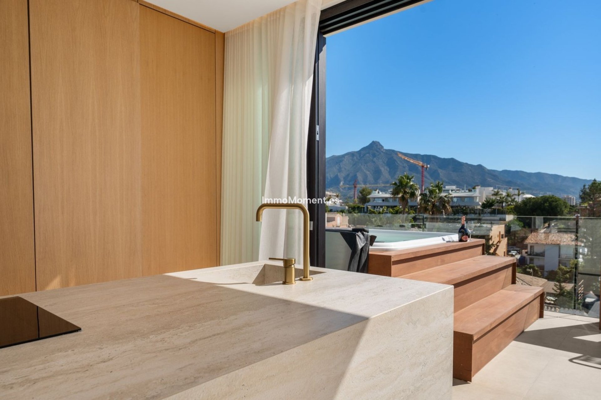 Wiederverkauf - Freistehende Villa - Marbella - Nueva Andalucía