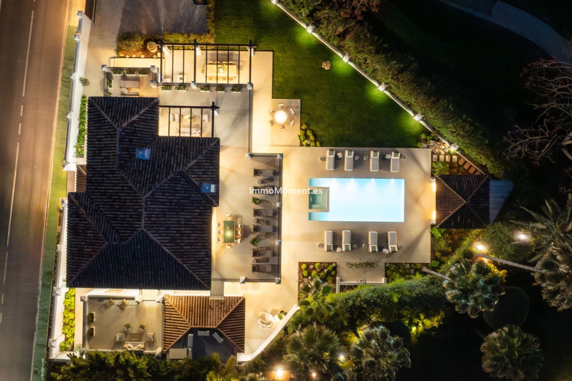 Wiederverkauf - Freistehende Villa - Marbella - Nueva Andalucía