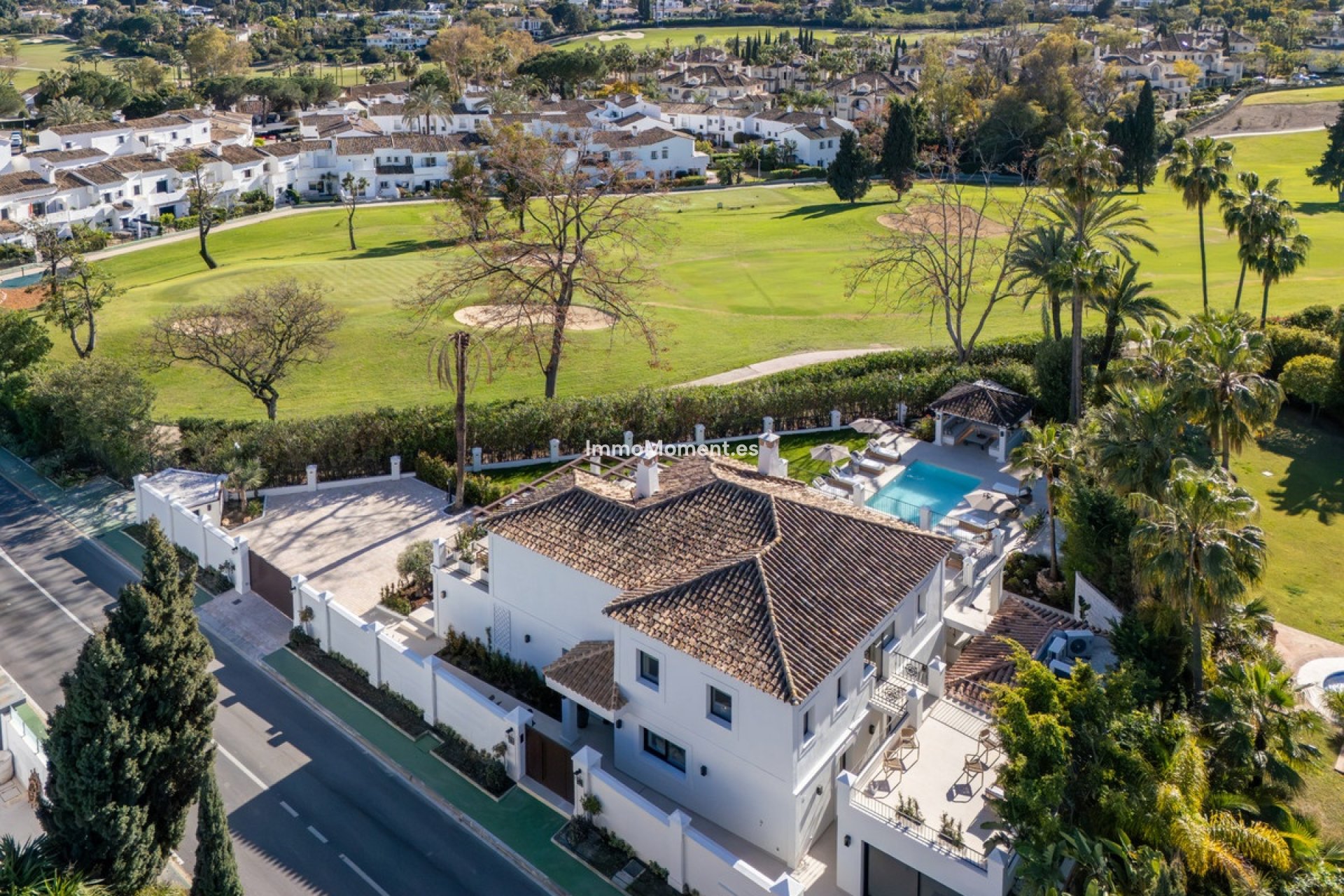 Wiederverkauf - Freistehende Villa - Marbella - Nueva Andalucía