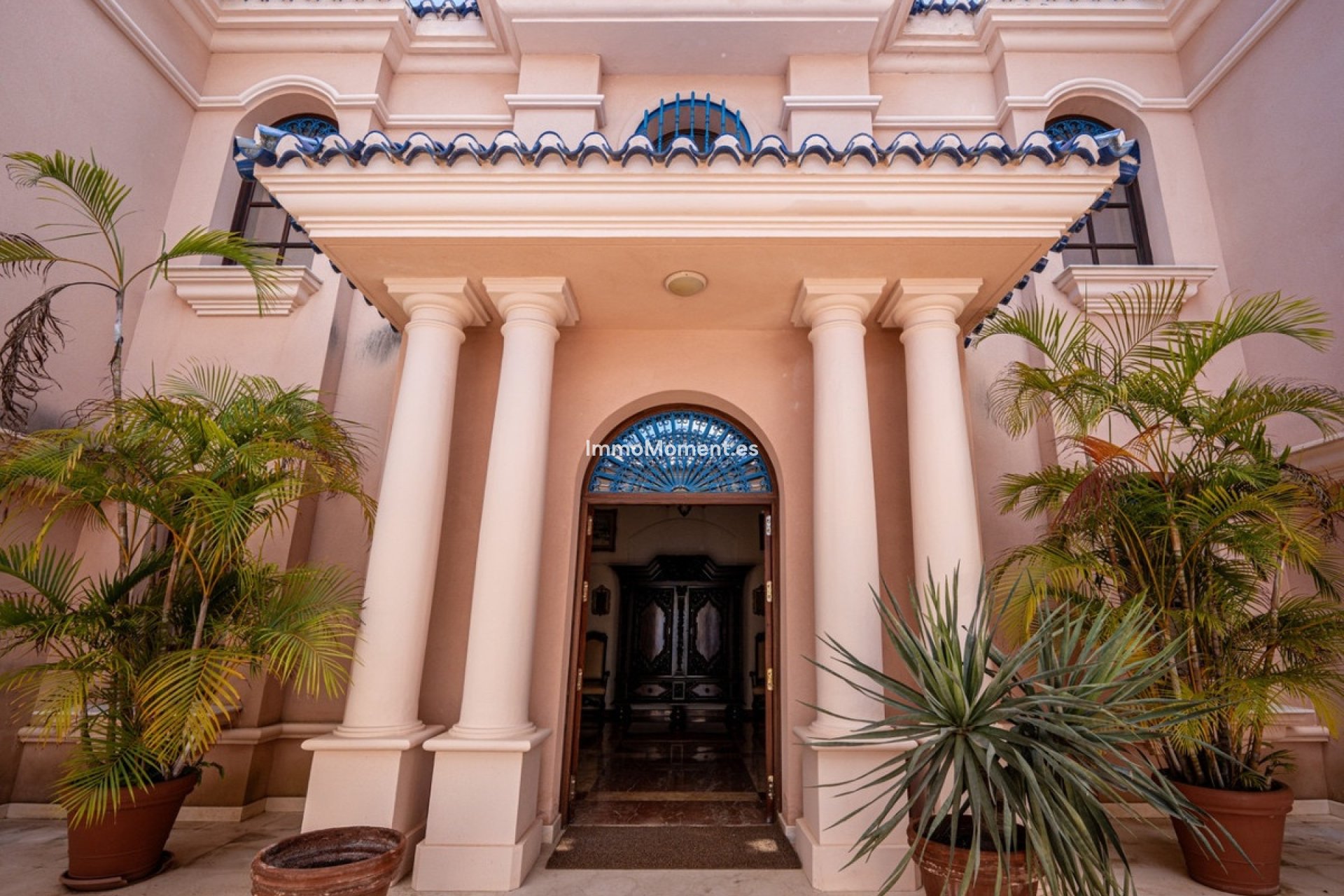 Wiederverkauf - Freistehende Villa - Marbella - Nueva Andalucía
