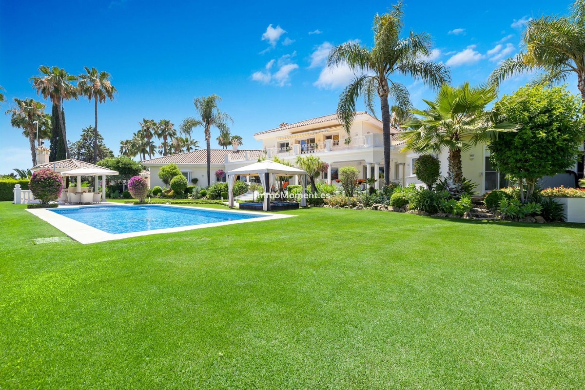 Wiederverkauf - Freistehende Villa - Marbella - Nueva Andalucía