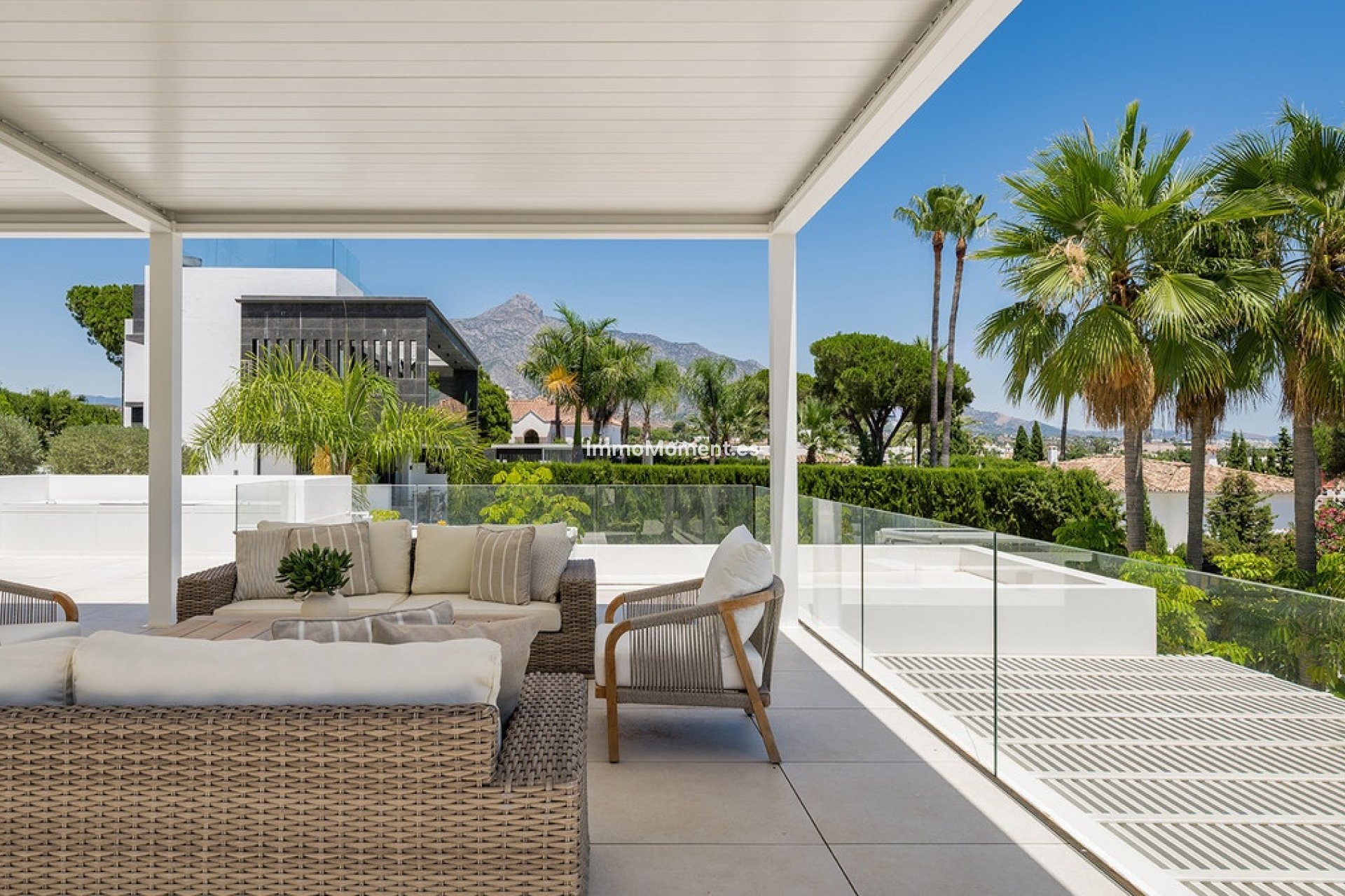 Wiederverkauf - Freistehende Villa - Marbella - Nueva Andalucía