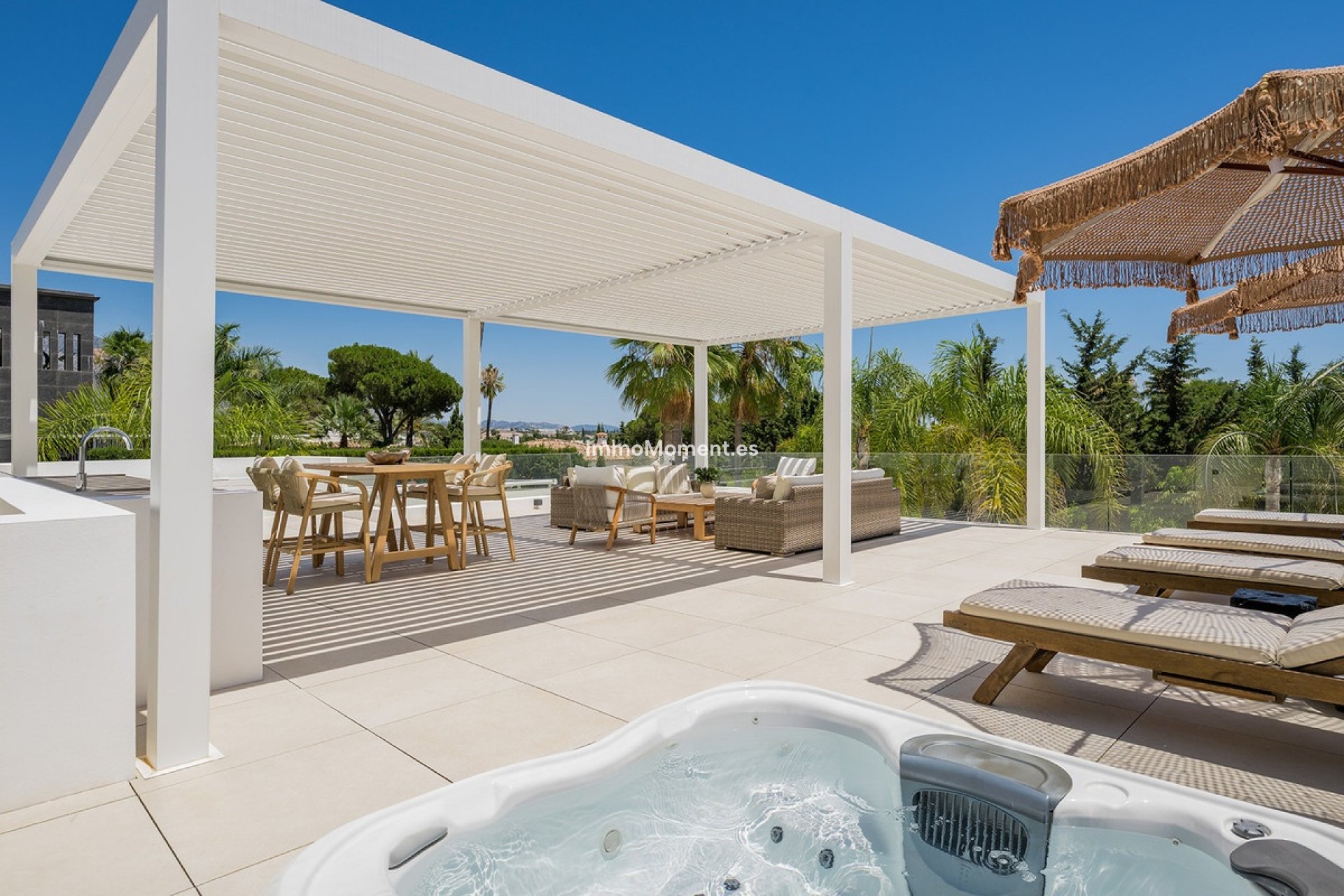 Wiederverkauf - Freistehende Villa - Marbella - Nueva Andalucía