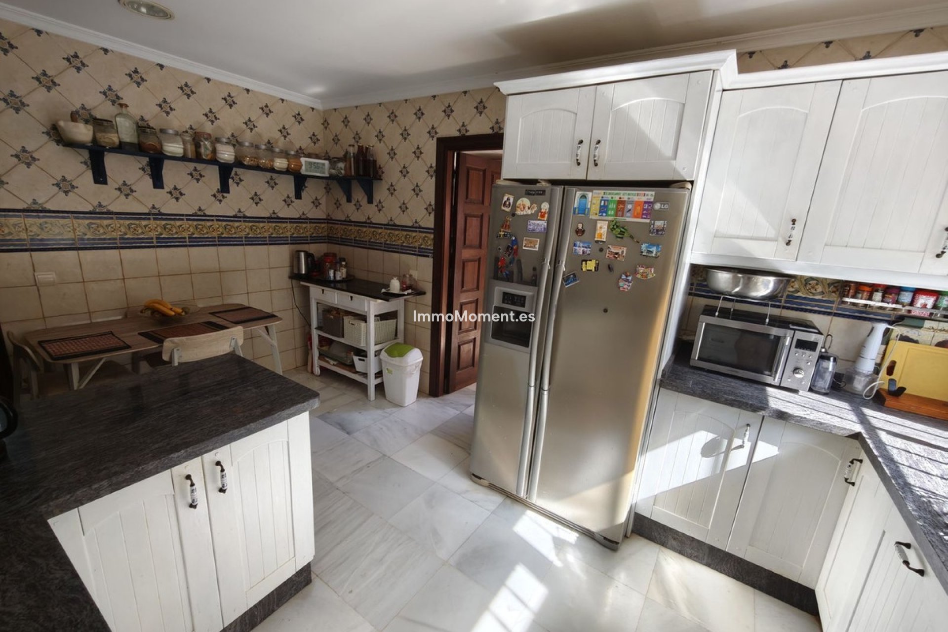 Wiederverkauf - Freistehende Villa - Marbella - Nueva Andalucía
