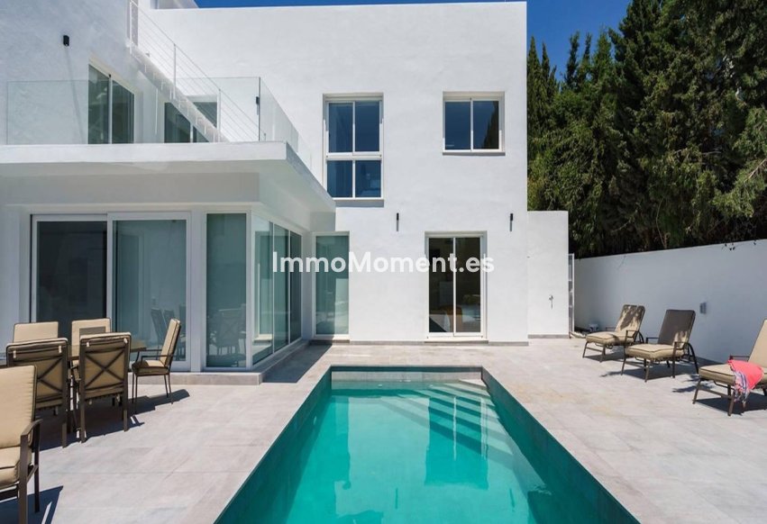 Wiederverkauf - Freistehende Villa - Marbella - Nueva Andalucía