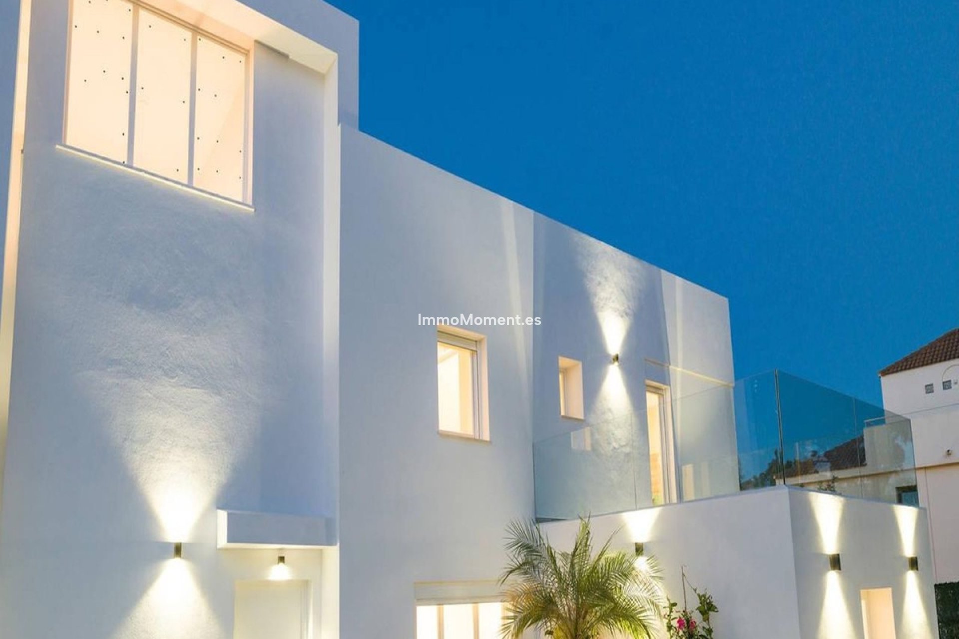 Wiederverkauf - Freistehende Villa - Marbella - Nueva Andalucía
