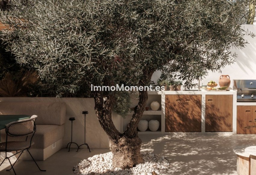 Wiederverkauf - Freistehende Villa - Marbella - Nueva Andalucía