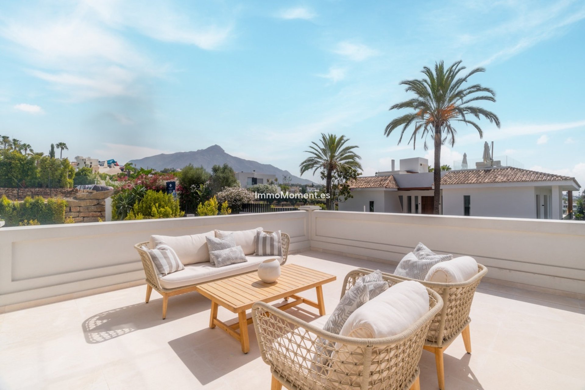 Wiederverkauf - Freistehende Villa - Marbella - Nueva Andalucía
