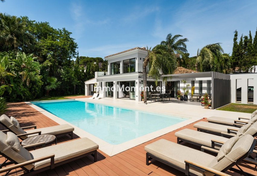 Wiederverkauf - Freistehende Villa - Marbella - Nueva Andalucía