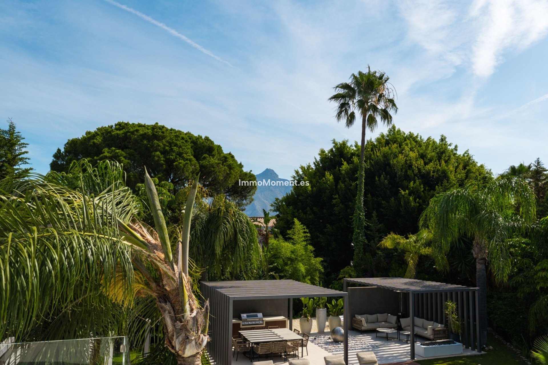 Wiederverkauf - Freistehende Villa - Marbella - Nueva Andalucía