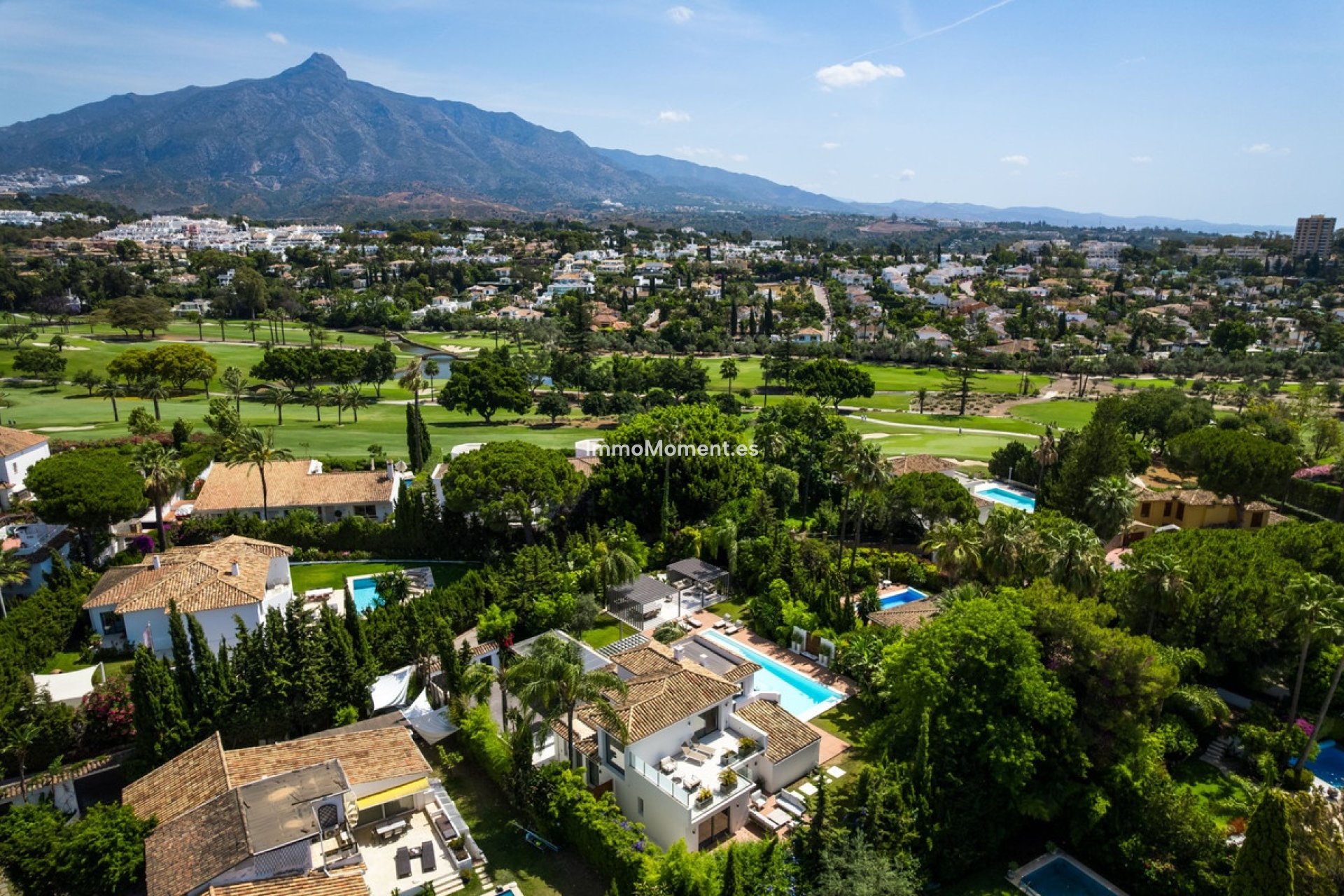 Wiederverkauf - Freistehende Villa - Marbella - Nueva Andalucía