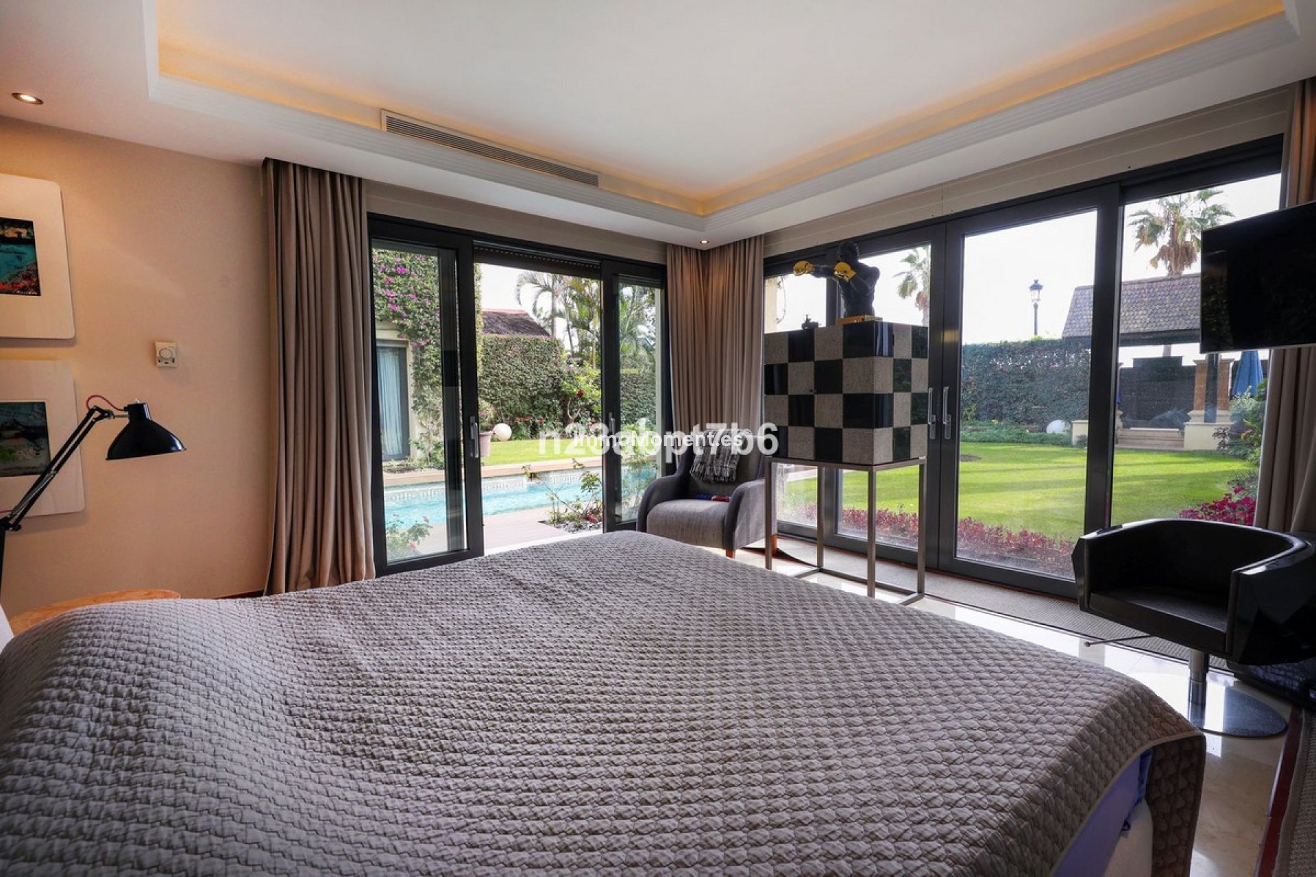Wiederverkauf - Freistehende Villa - Marbella - Puerto Banús