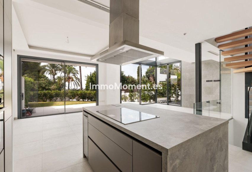 Wiederverkauf - Freistehende Villa - Marbella - Río Real