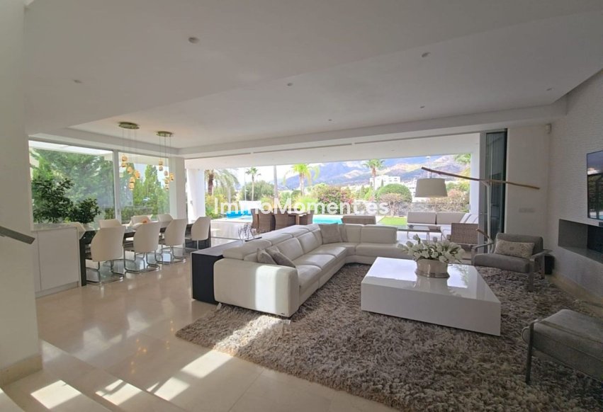 Wiederverkauf - Freistehende Villa - Marbella - Río Real