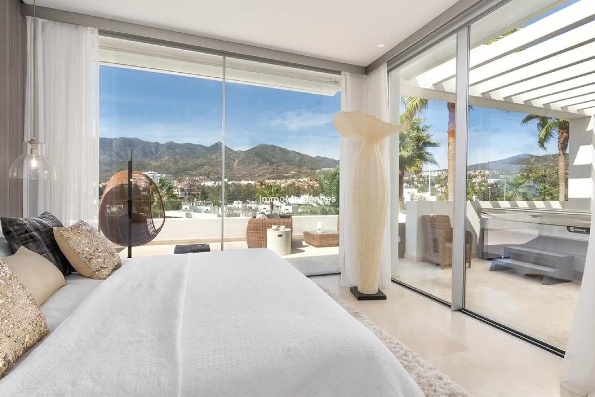 Wiederverkauf - Freistehende Villa - Marbella - Río Real