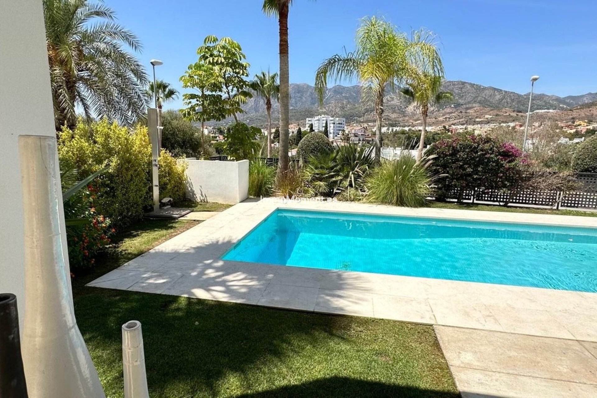Wiederverkauf - Freistehende Villa - Marbella - Río Real