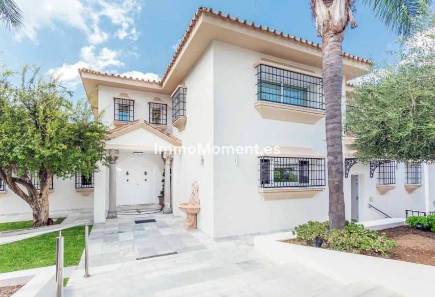 Wiederverkauf - Freistehende Villa - Marbella - Río Real