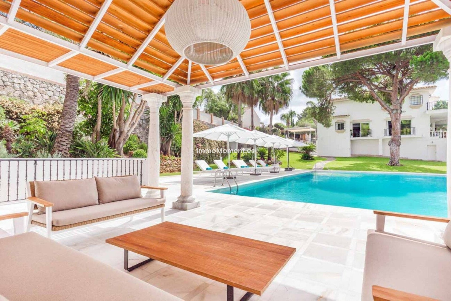 Wiederverkauf - Freistehende Villa - Marbella - Río Real