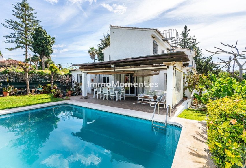 Wiederverkauf - Freistehende Villa - Marbella - Río Real