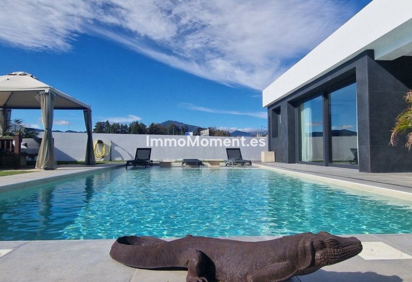 Wiederverkauf - Freistehende Villa - Marbella - San Pedro de Alcántara