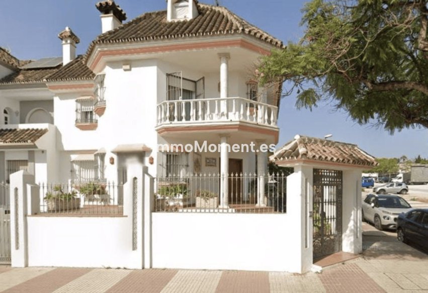 Wiederverkauf - Freistehende Villa - Marbella - San Pedro de Alcántara