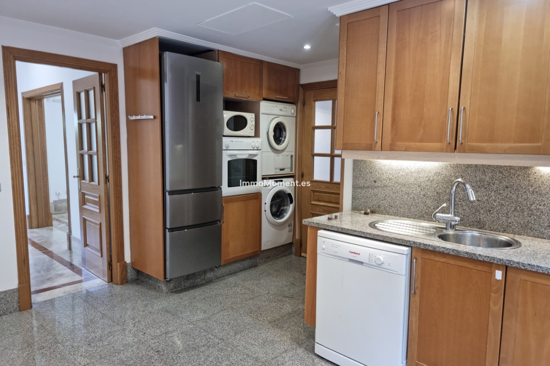 Wiederverkauf - Freistehende Villa - Marbella - Santa Clara
