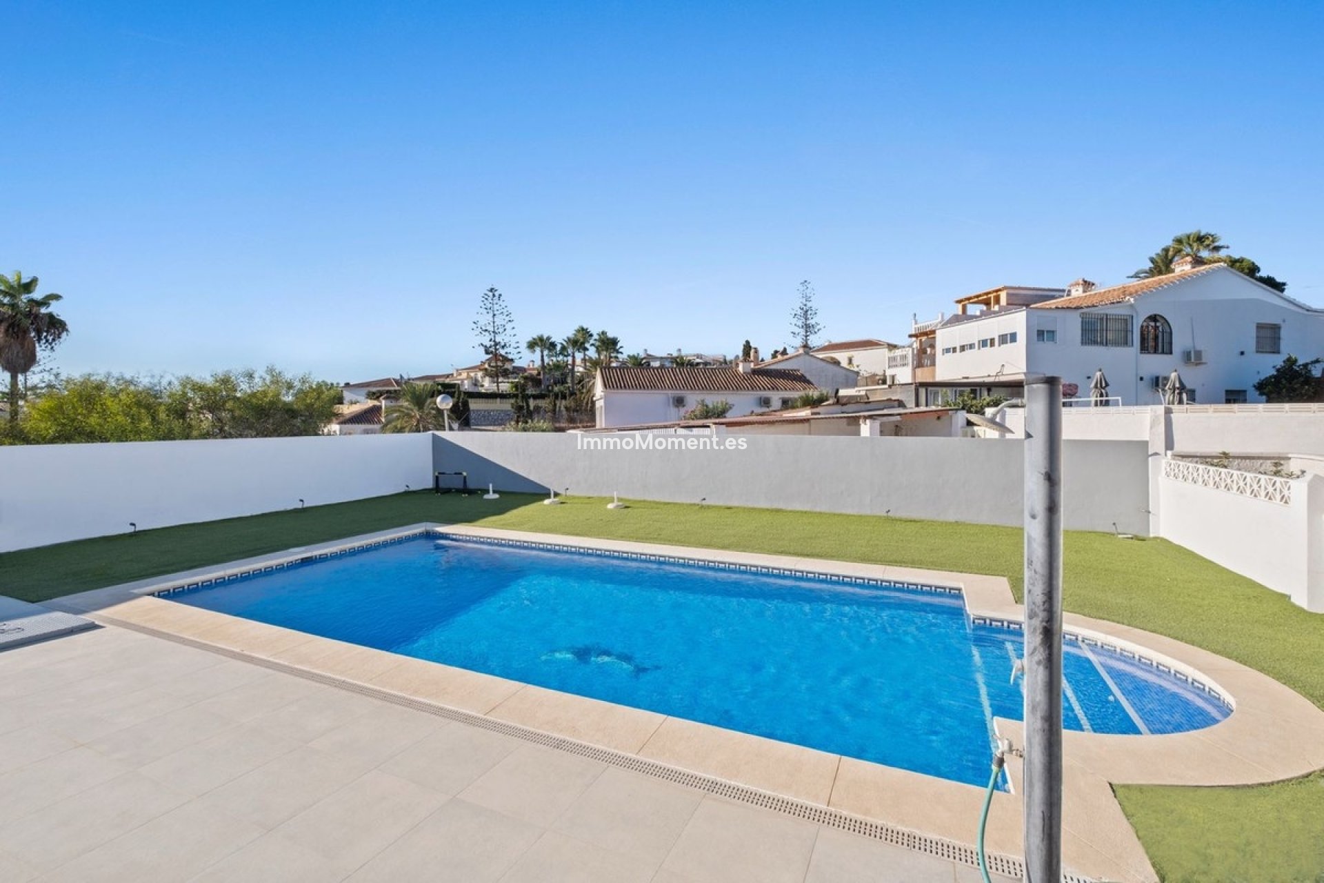Wiederverkauf - Freistehende Villa - Mijas Costa - El Faro