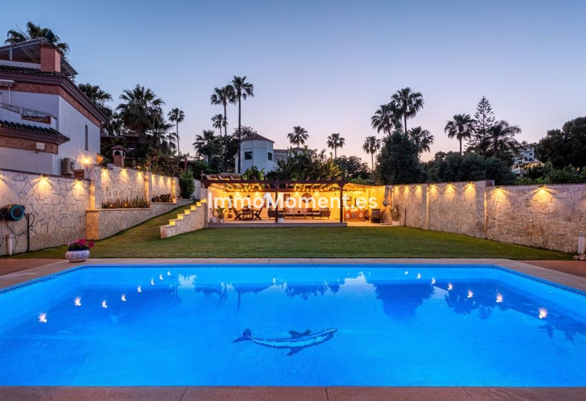 Wiederverkauf - Freistehende Villa - Mijas - Sierrezuela