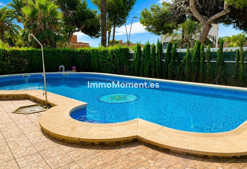 Wiederverkauf - Freistehende Villa - Orihuela - Cabo roig - La Zenia