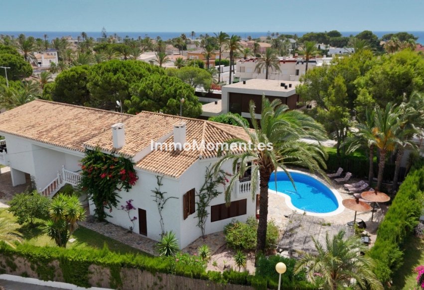 Wiederverkauf - Freistehende Villa - Orihuela Costa - Cabo roig - La Zenia