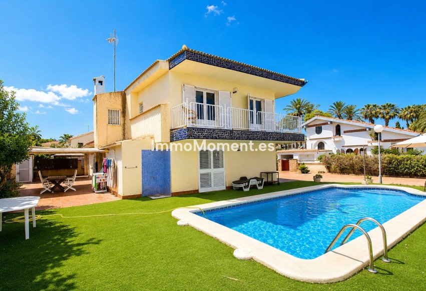 Wiederverkauf - Freistehende Villa - Orihuela Costa - Cabo roig - La Zenia