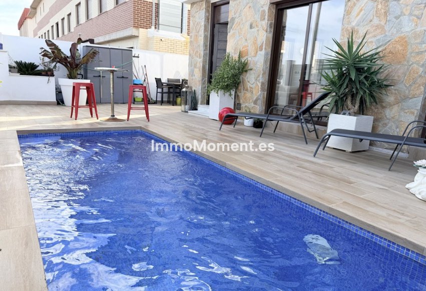 Wiederverkauf - Freistehende Villa - Orihuela Costa - Cabo roig - La Zenia