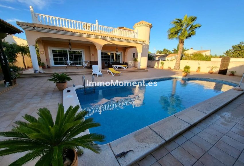 Wiederverkauf - Freistehende Villa - Orihuela Costa - Playa Flamenca
