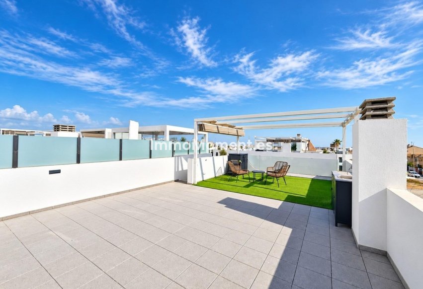 Wiederverkauf - Freistehende Villa - Orihuela Costa - Punta Prima