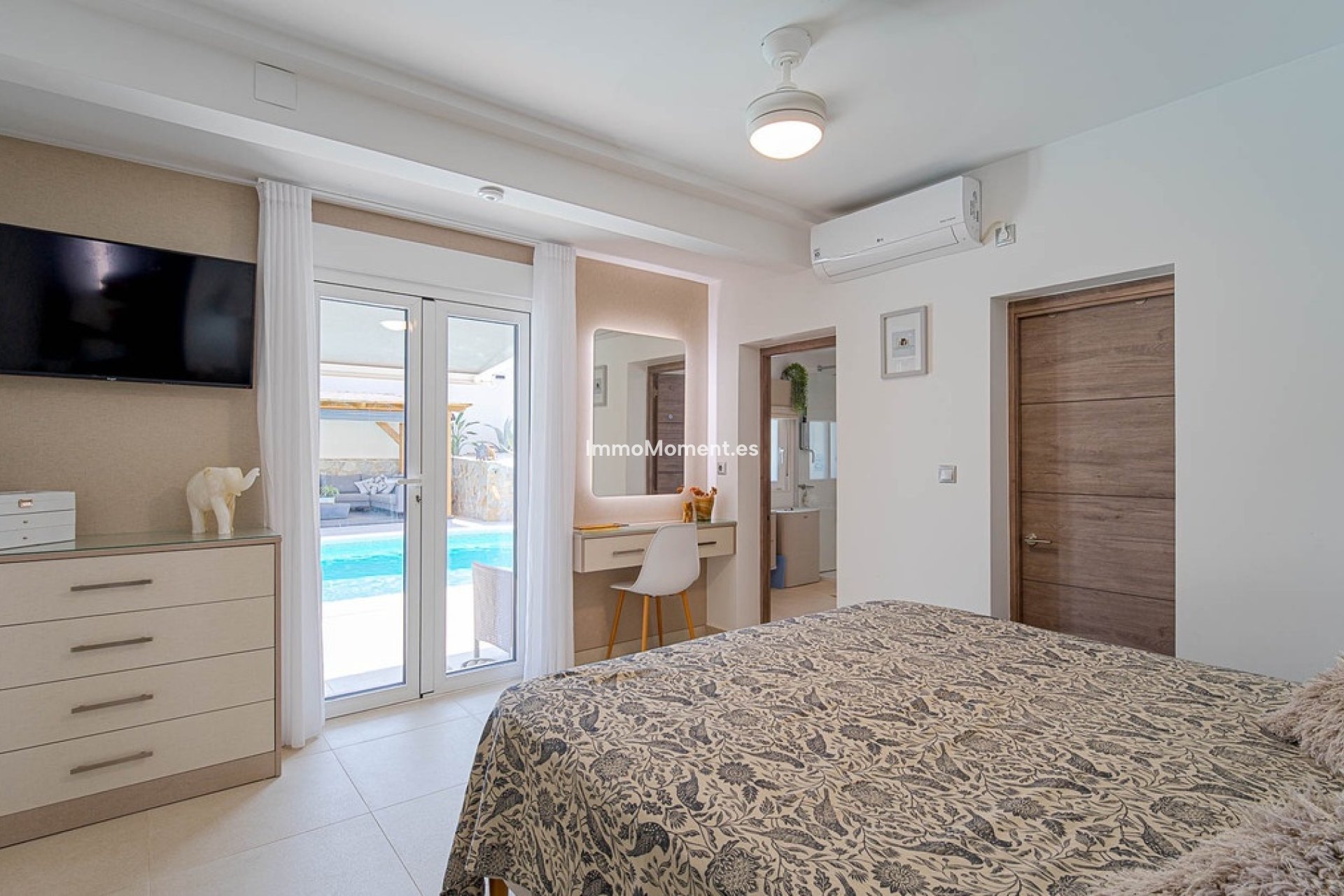 Wiederverkauf - Freistehende Villa - Orihuela Costa - Villamartín