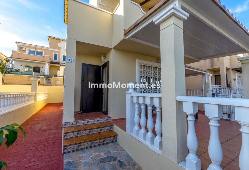 Wiederverkauf - Freistehende Villa - Orihuela Costa - Villamartín