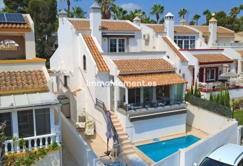Wiederverkauf - Freistehende Villa - Orihuela Costa - Villamartín