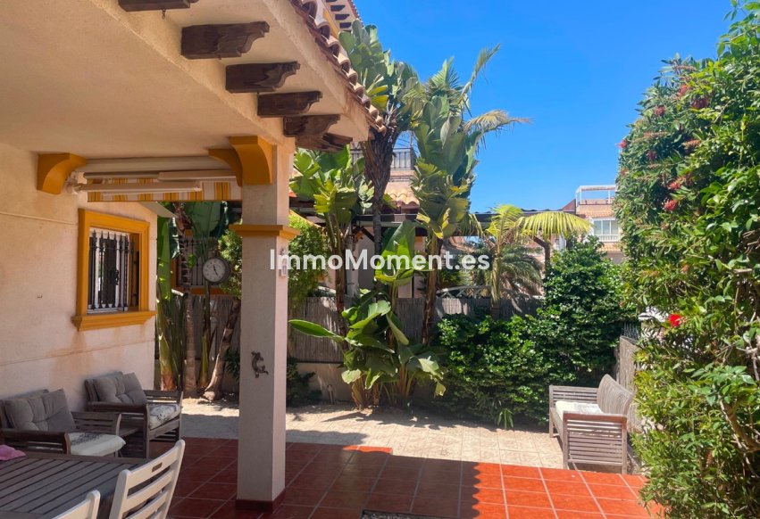 Wiederverkauf - Freistehende Villa - Orihuela - La Regia