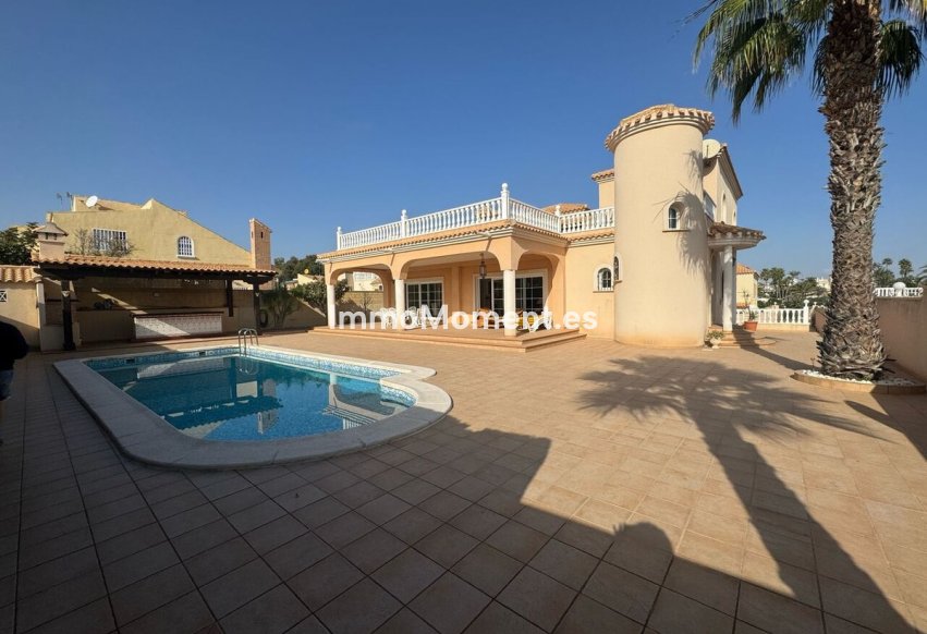 Wiederverkauf - Freistehende Villa - Orihuela - La Zenia