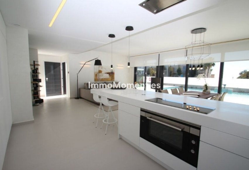 Wiederverkauf - Freistehende Villa - Orihuela - Orihuela Costa