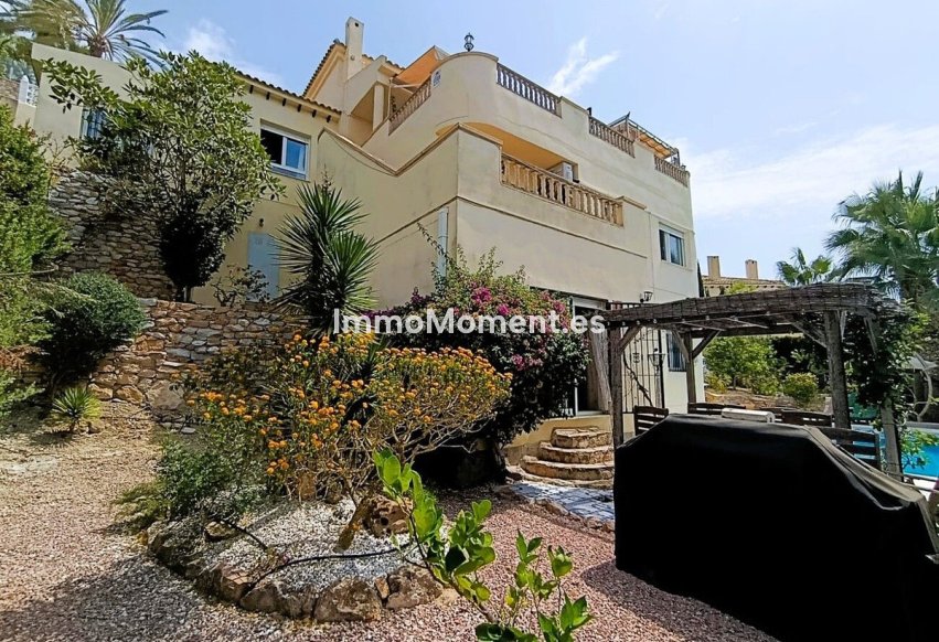Wiederverkauf - Freistehende Villa - Orihuela - Orihuela Costa