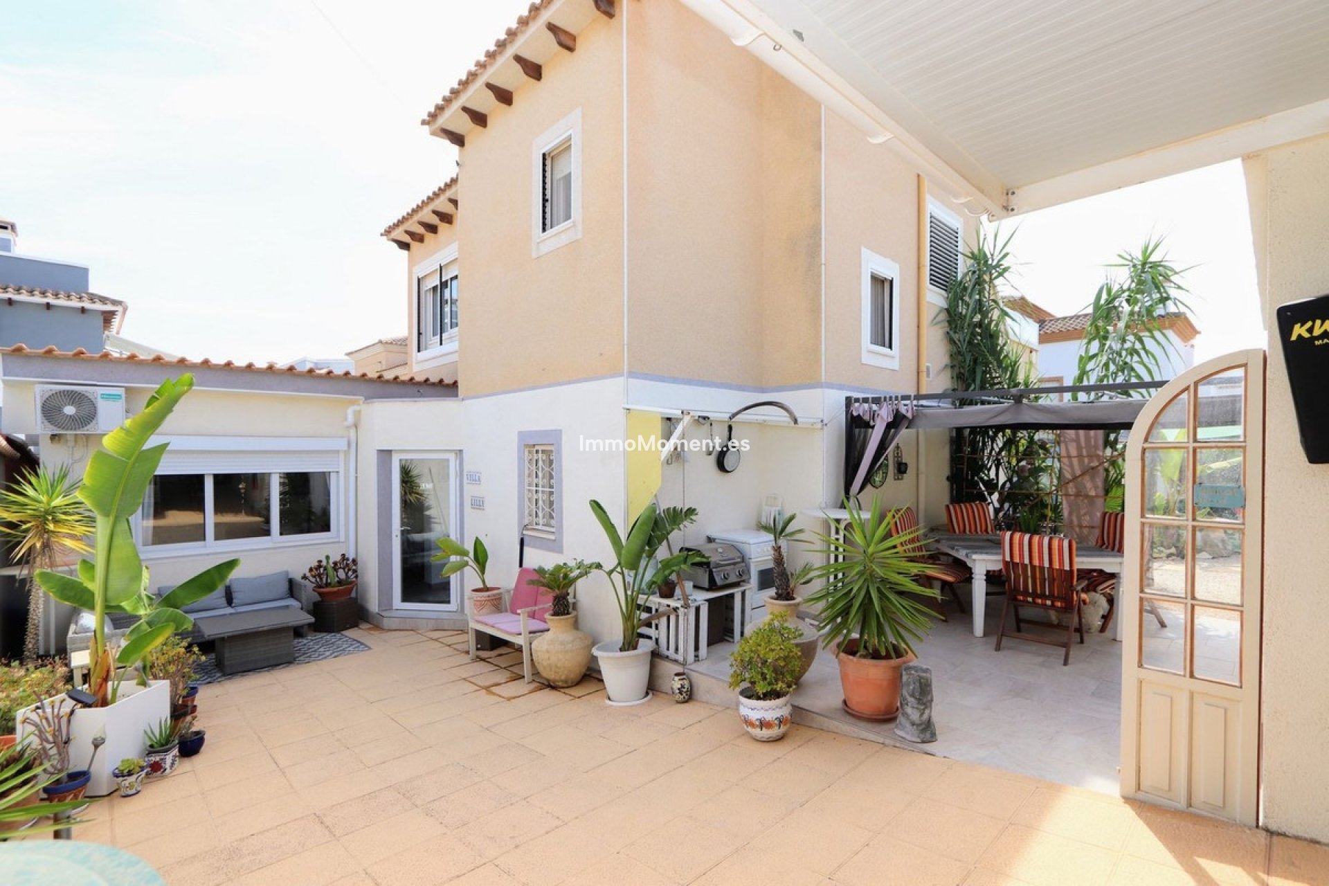 Wiederverkauf - Freistehende Villa - Orihuela - Villamartín