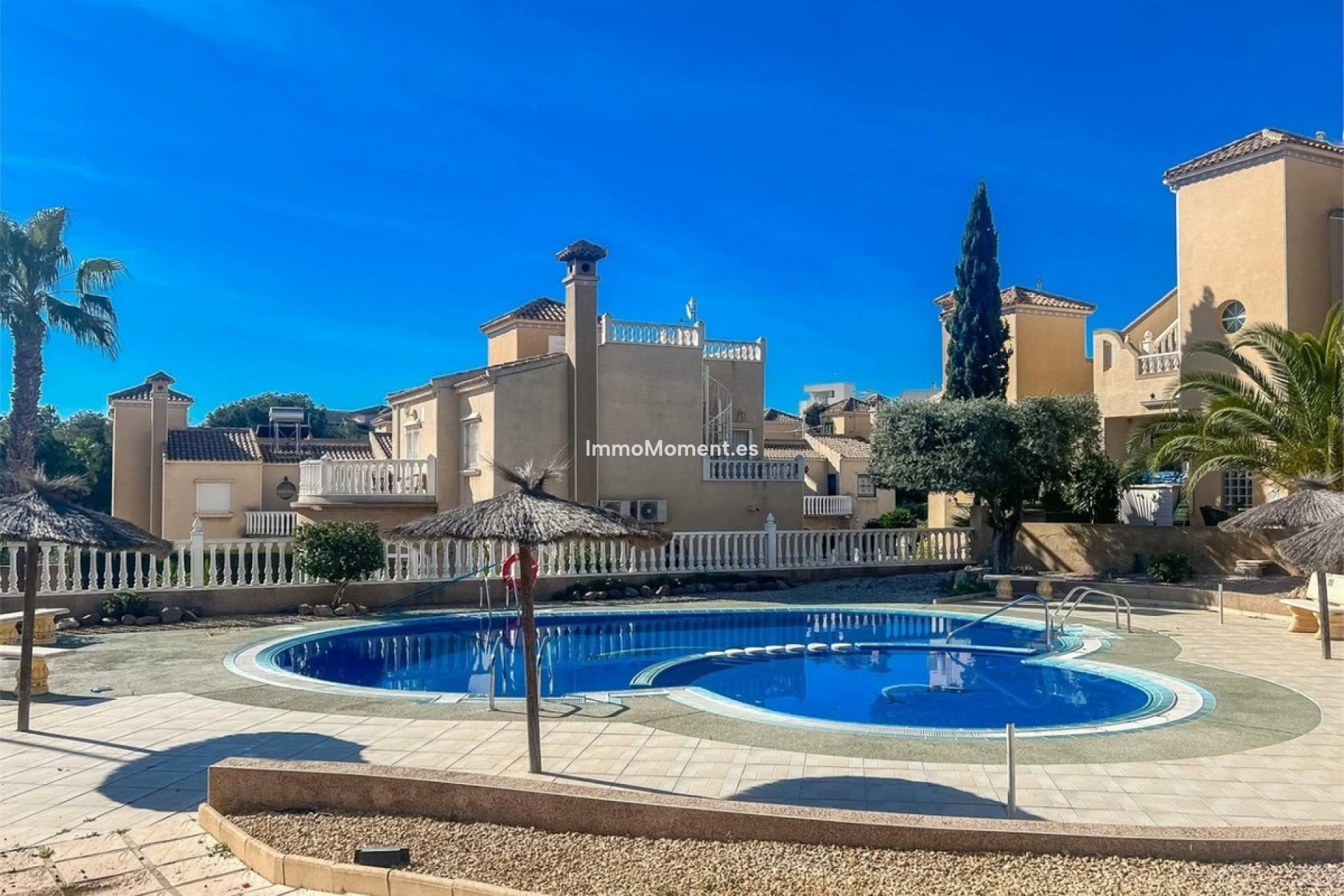 Wiederverkauf - Freistehende Villa - Orihuela - Villamartín
