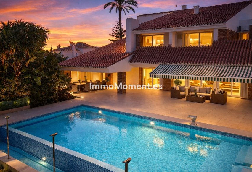 Wiederverkauf - Freistehende Villa - Puerto Banús