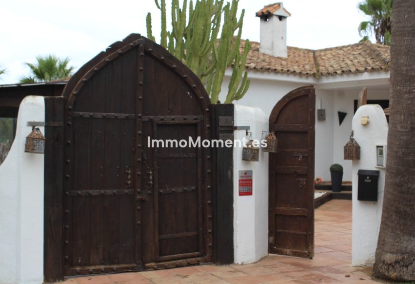 Wiederverkauf - Freistehende Villa - Sotogrande - Sotogrande Costa