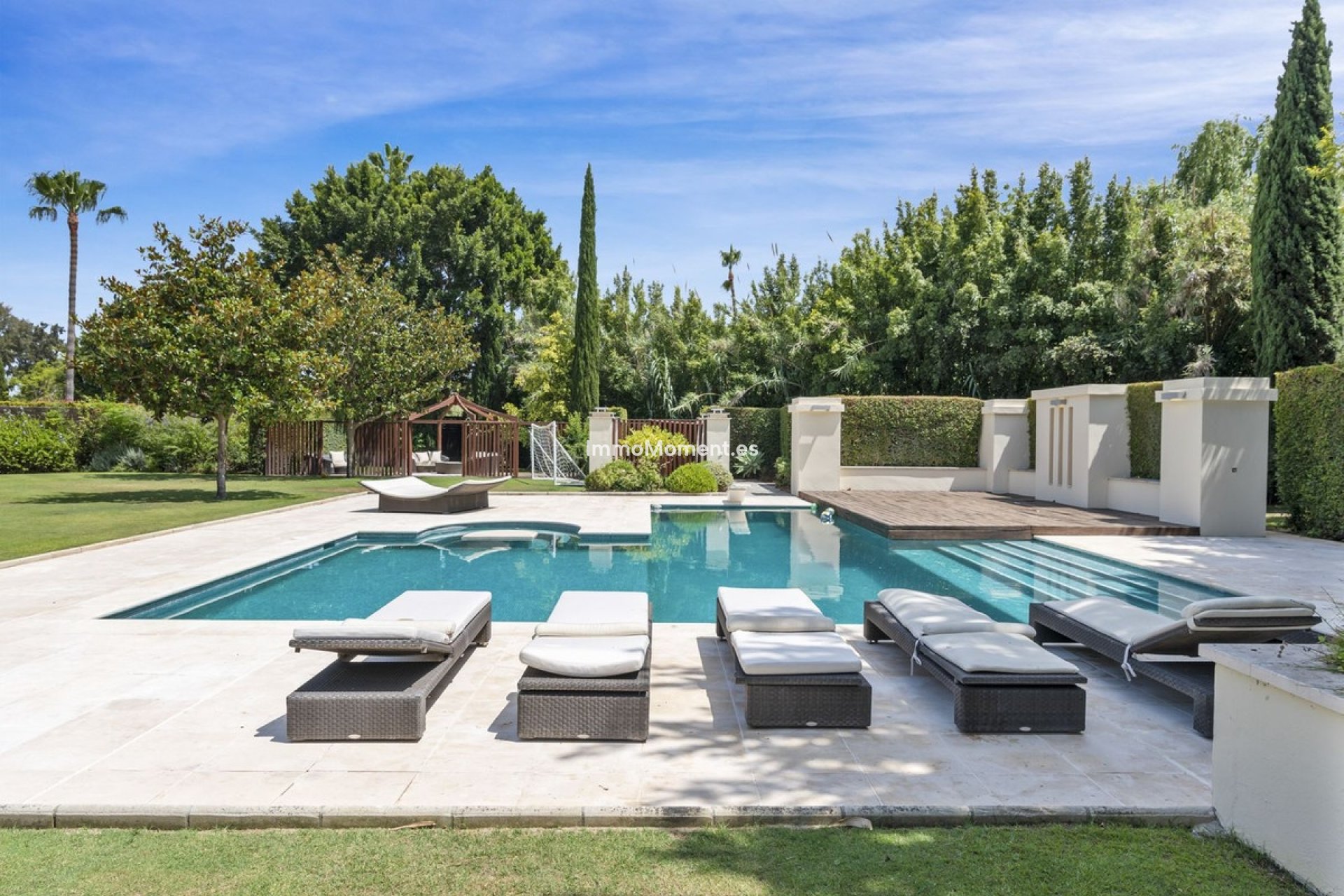 Wiederverkauf - Freistehende Villa - Sotogrande - Sotogrande Costa