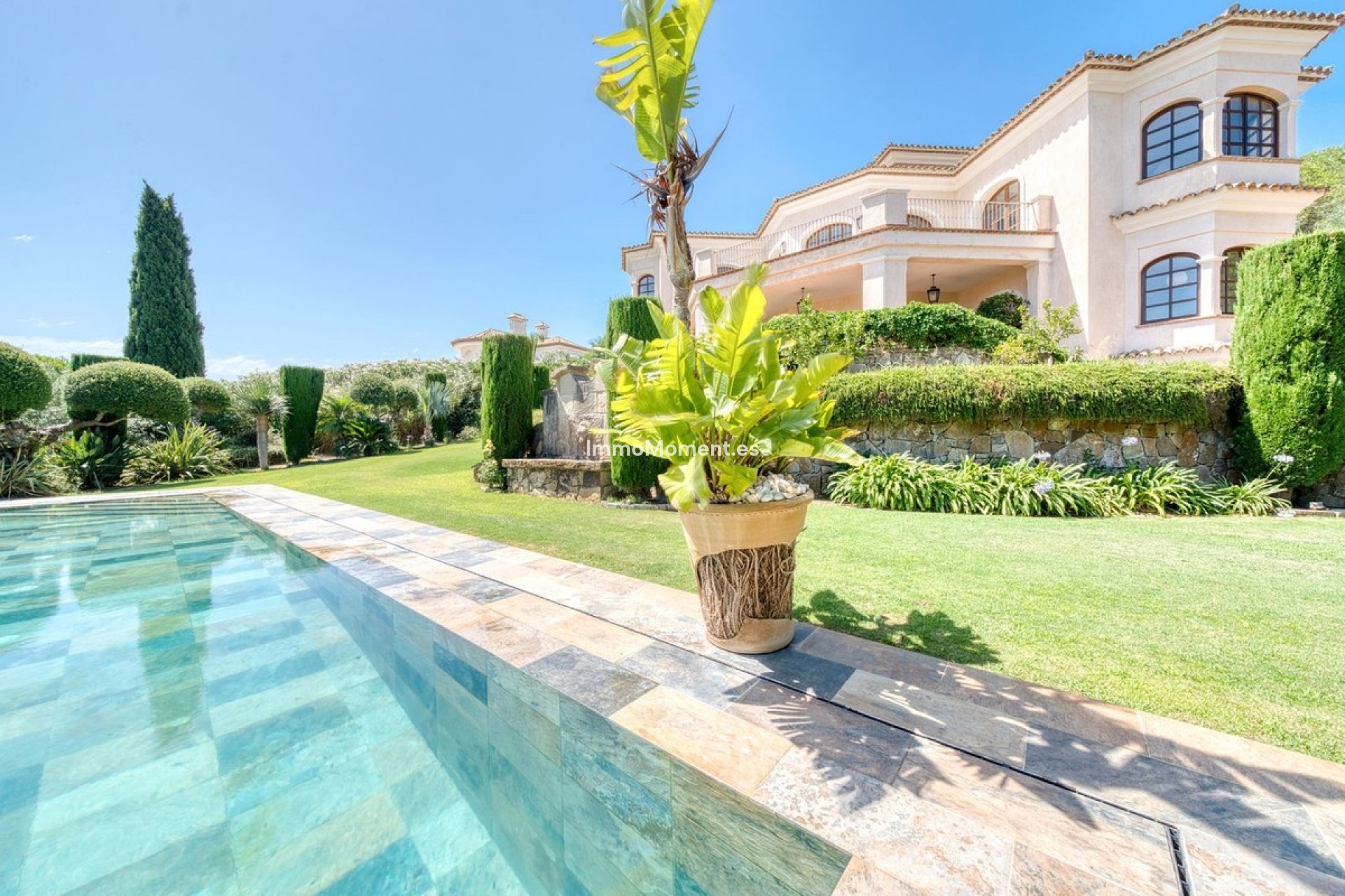 Wiederverkauf - Freistehende Villa - Sotogrande
