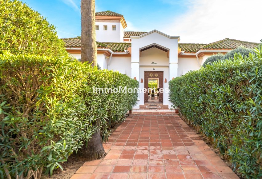 Wiederverkauf - Freistehende Villa - Sotogrande