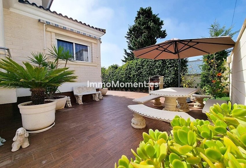 Wiederverkauf - Freistehende Villa - Torrevieja - La Mata
