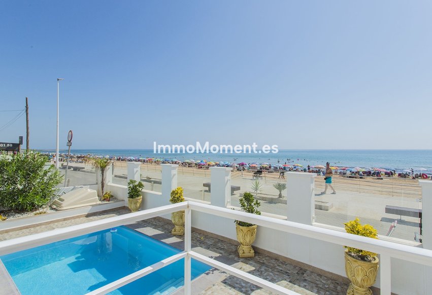Wiederverkauf - Freistehende Villa - Torrevieja - La Mata
